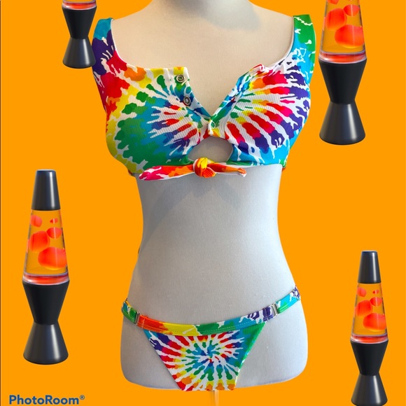 SWIM SHACK Other - Closing for summer vacation, open to all offers!🌺